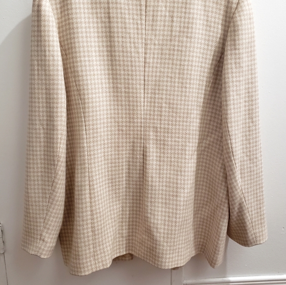 Cream Houndstooth Blazer - Picture 6 of 6